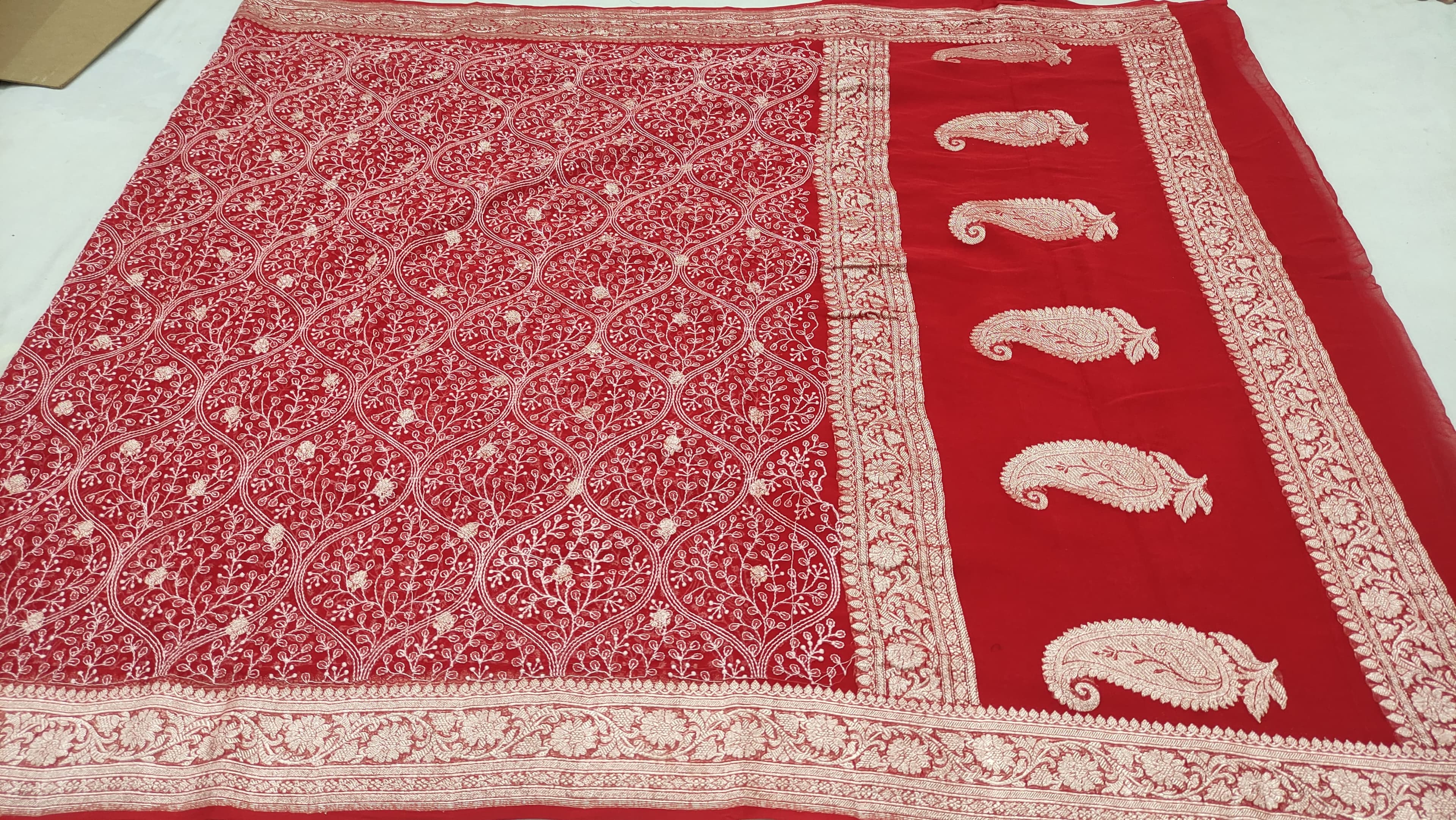 Pure Handloom Georgette Silk Embroidery - Image 2