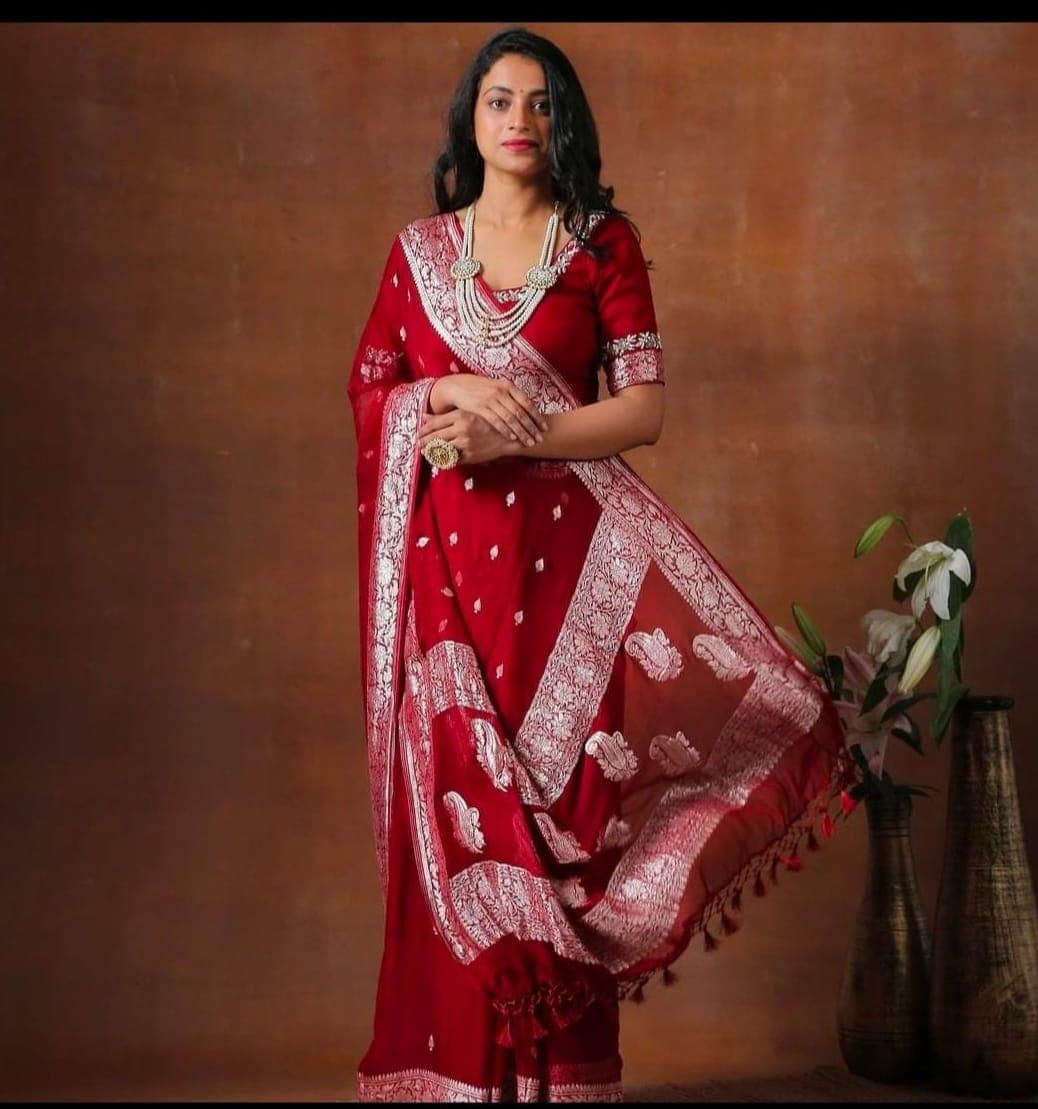 Pure Handloom Georgette Silk - Image 2